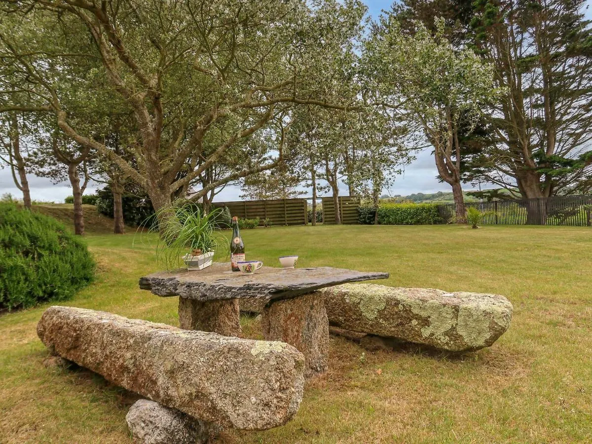 Holiday Home Ty Coz By Interhome Guissény Fransa